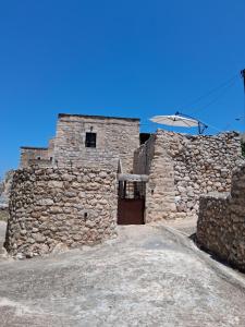 Πέτρινο σπίτι-Stone house Kostas