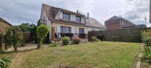 MAISON DE CAMPAGNE à LA MER pour un COUP DE COEUR