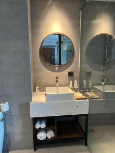 Seaview Stella The Arena