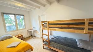 Maisons de vacances Arcachon Bay Home with pool and jacuzzi beach Nearby : photos des chambres