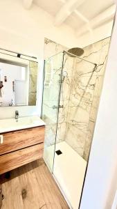 Maisons de vacances Arcachon Bay Home with pool and jacuzzi beach Nearby : photos des chambres