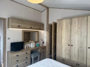 Harrogate Lodge, Bude