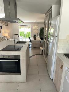 T4 Grand Townhouse Old Village