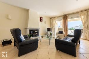 Villa Baladrar by Abahana Villas