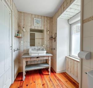 Maisons de vacances Charmante maison familiale a 3 kilometres des plages : photos des chambres