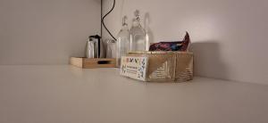 Neon Vimannagar studio near Pune Airport Symbiosis College 5 min walk