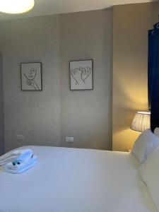 Small Cosy One-Bedroom Apartment in Kentish Town