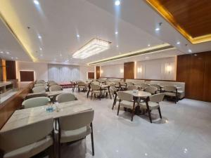 The Grand Murli Hotel, City Light Road, Surat