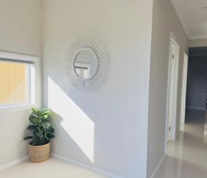 Cozy & Spacious 5BR Family Home with Free On-Site Parking