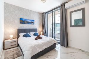 Modern 2BR Escape in St Julians