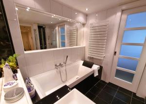 Mountains & Lakes - Apartment Seepark Velden