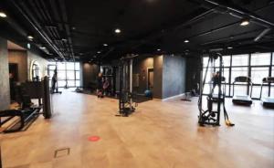 Luxury family-balcony apt