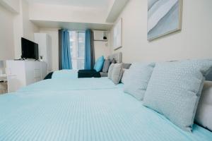 Pool View Studio In Cebu IT Park - Family Friendly