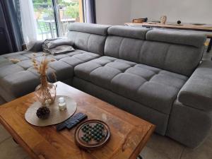Maisons de vacances MAISON 9 COUCHAGES AVEC PISCINE : photos des chambres