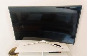 Appartements La Terrasse, T2 proche gare, Wifi, tv HD, grande terrasse : photos des chambres