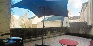 La Terrasse, T2 proche gare, Wifi, tv HD, grande terrasse