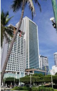 Muong Thanh Oceanfront Retreat apartment