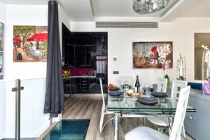 257 Suite Pouchet - Superbe Appartement à Paris