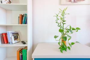 Cagliari Rooms -Wifi Air Conditioning Fridge TV Netflix