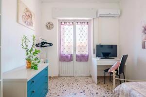 Cagliari Rooms -Wifi Air Conditioning Fridge TV Netflix