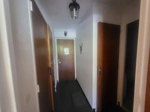 Appartements Duplex 65m² face aux pistes, balcon plein sud, 2 chambres, tout equipe, ascenseur - FR-1-266-157 : photos des chambres