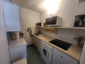 Appartements Duplex 65m² face aux pistes, balcon plein sud, 2 chambres, tout equipe, ascenseur - FR-1-266-157 : photos des chambres