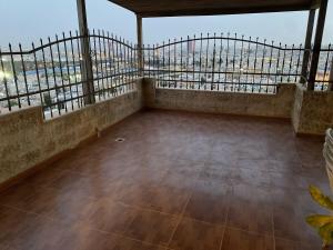 Rooftop Studio with Skyline View