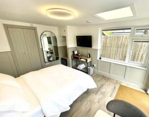 The Cabin at Number 12