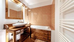 Appartements Appartement familial Abries - Jacuzzi et piscine - Pied des pistes : photos des chambres
