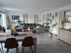 Villas Maison contemporaine : photos des chambres