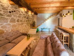 NEW! Holiday Home Retro Stone House