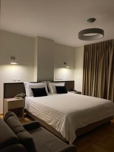 Standard Double Room room in Mervin Hotel