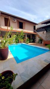 Casa para temporada com piscina