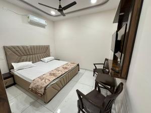 V2 Guest House