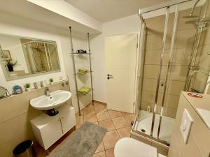 Maisonette-Apartment-mit Glassfaseranschluss