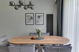 Nadmorski Dwór Premium Apartment with Parking Sauna & Gym by Lion Apartments