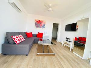 Luminoso ático con vistas al mar en Torremolinos