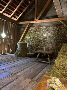 Heubett in Bauernscheune - Schlafen im Bergheu