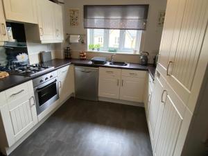 Comfy Workers Buxton Town House