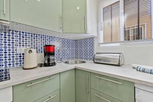 Cosy, freshly furnished holiday home