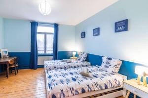 Villas Villa Au Beau Site Jardin, Cheminee & Mer proche : photos des chambres
