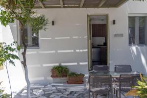 Deluxe Apartment room in Prasino Oniro