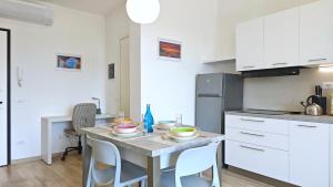 Hostdomus - Castelli Apartment free garage