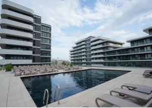 Odyssey Sea-View Apartament