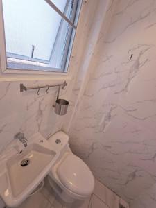 Crane nest 8 townhouses view middle with balcony