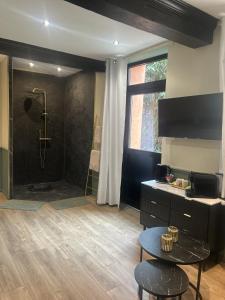 La Suite Fernand Bar