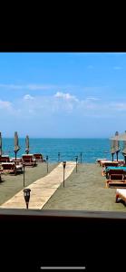 Tale beachfront flat