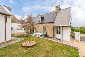 Maisons de vacances Beach 350 m ideal for families 2 separate sleeping areas : Maison 1 Chambre