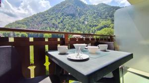 Appartements Sullensa # Parking - Proche Centre - Vue Montagne : photos des chambres