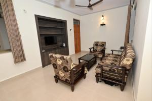 2BR luxurious flat by Benaulim beach
